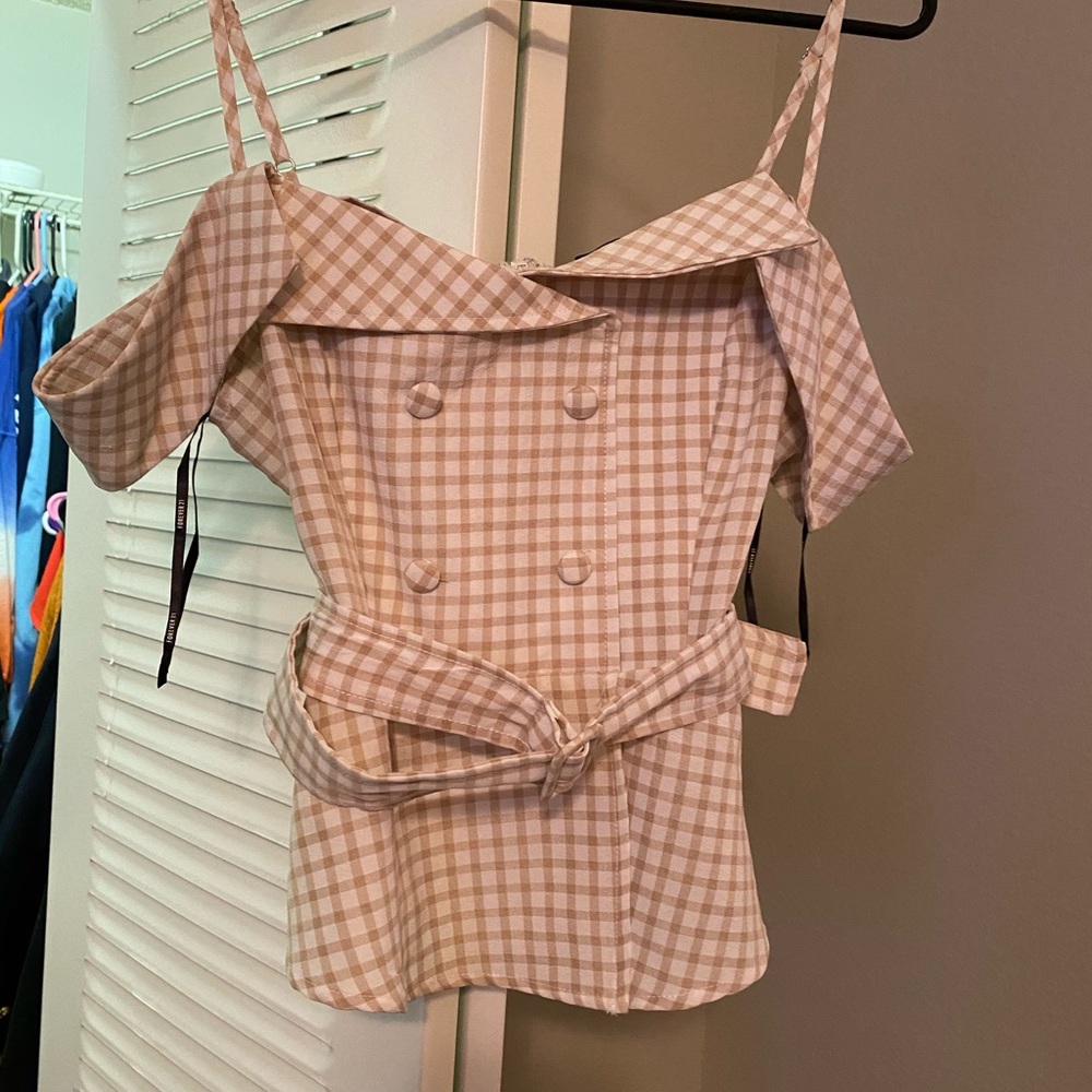 Size medium checkered top